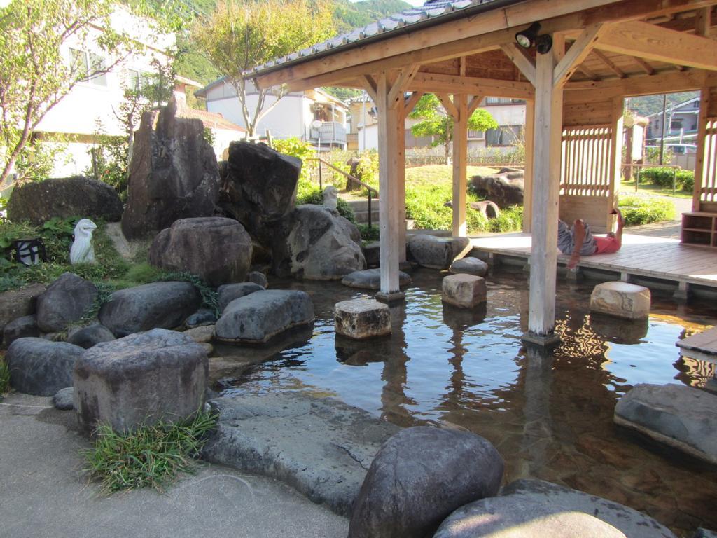 Amakusa West Coast Backpackers Fu-Raibou Hostel Eksteriør bilde